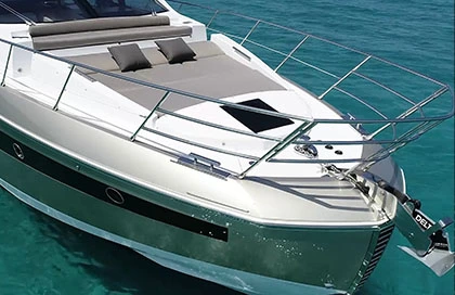 azimut s6 yacht for sale AMF exterior foreseck