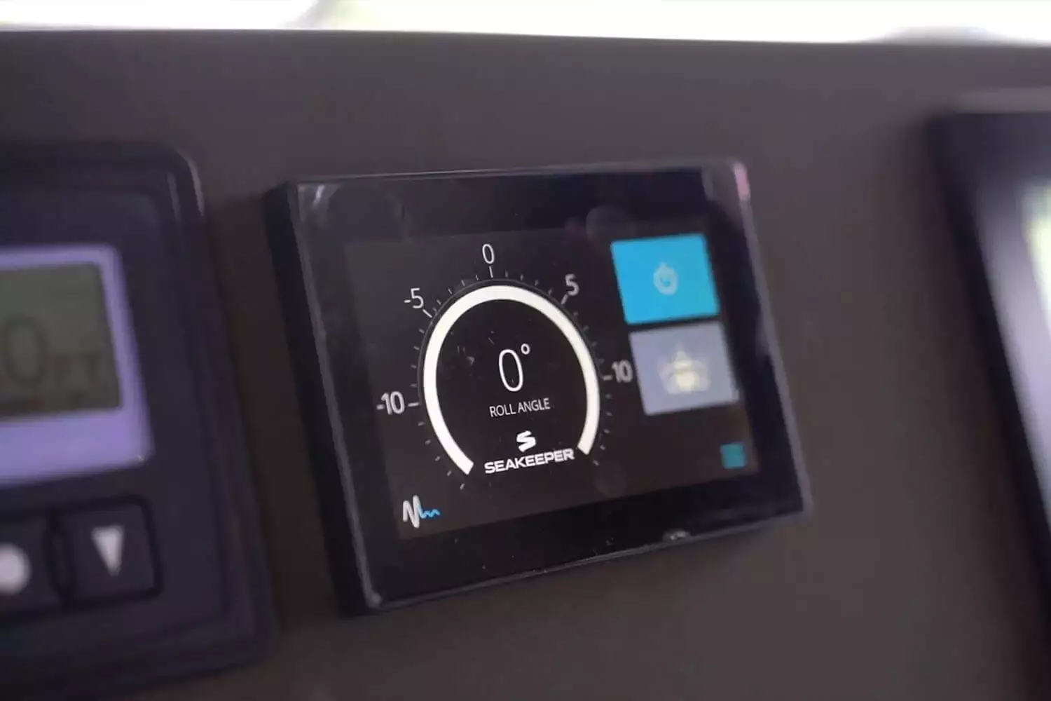 azimut s6 yacht for sale AMF design technology