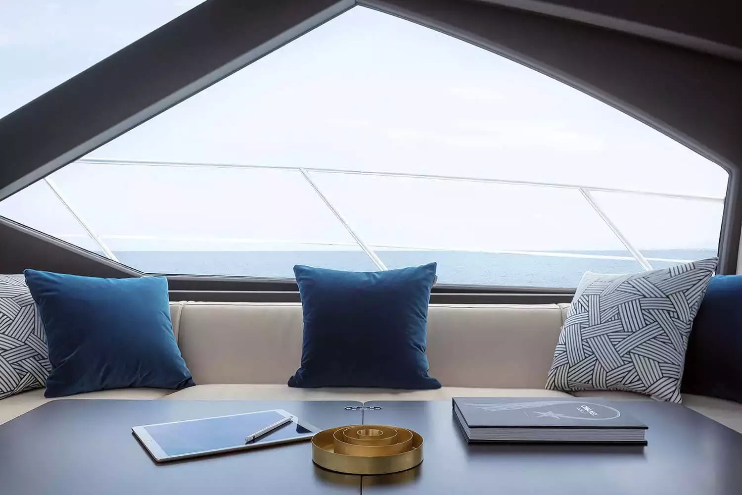 azimut s6 yacht for sale AMF interior